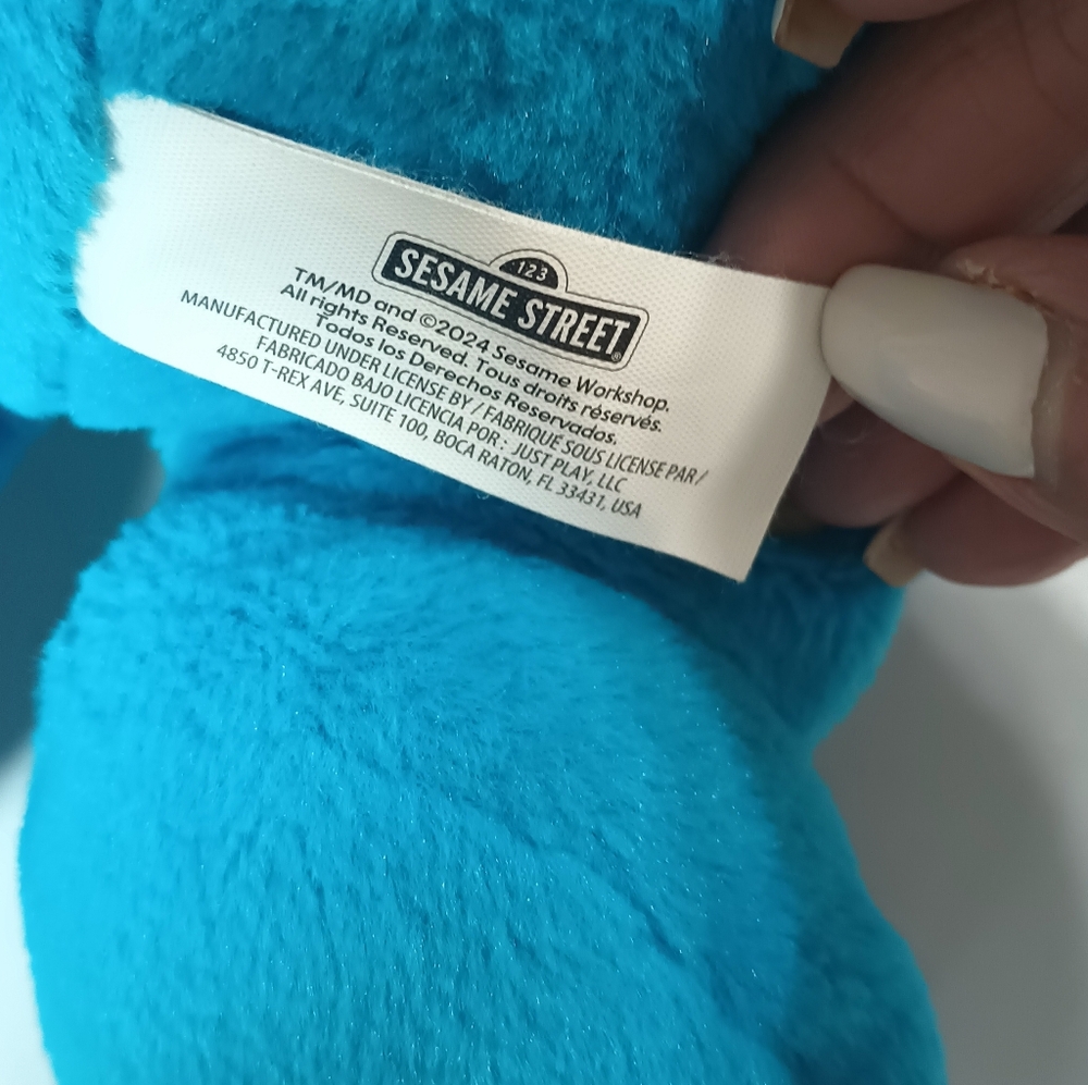 Sesame Street Vibrant Blue Plush Toy✨ - Picture 2 of 4